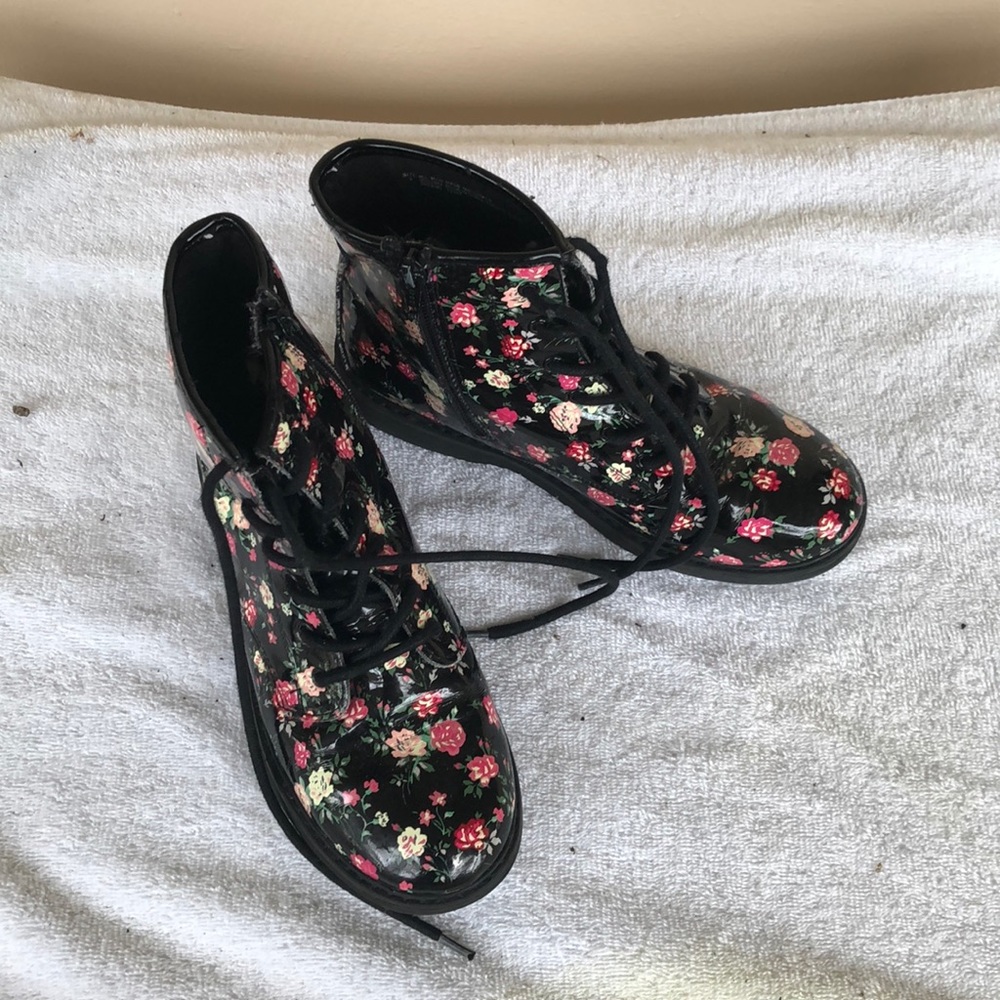 Place shoes